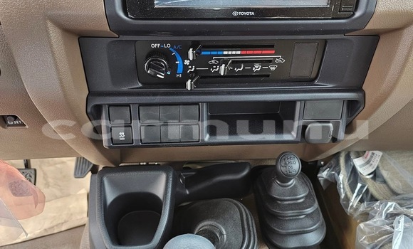 Acheter Occasion Voiture Toyota Land Cruiser Marron à Brazzaville, Commune de Brazzaville Acheter Occasion Voiture Toyota Land Cruiser Marron à Brazzaville, Commune de Brazzaville