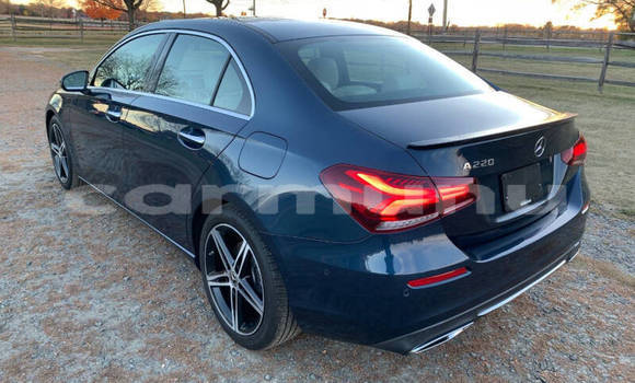 Acheter Occasion Voiture Mercedes-Benz A–Class Bleu à Brazzaville, Commune de Brazzaville Acheter Occasion Voiture Mercedes-Benz A–Class Bleu à Brazzaville, Commune de Brazzaville