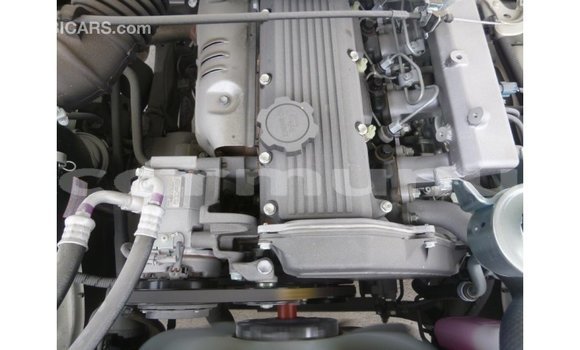 Buy Import Toyota Land Cruiser White Car in Import - Dubai in Region of Bouenza Buy Import Toyota Land Cruiser White Car in Import - Dubai in Region of Bouenza