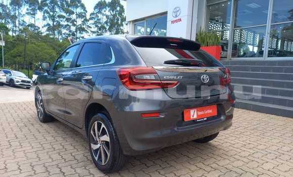 Acheter Occasion Voiture Toyota Starlet Bleu à Brazzaville, Commune de Brazzaville Acheter Occasion Voiture Toyota Starlet Bleu à Brazzaville, Commune de Brazzaville