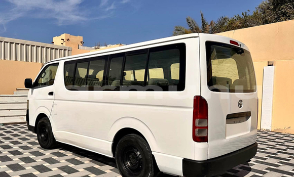 Acheter Occasion Voiture Toyota Hiace Blanc à Pointe–Noire, Région du Kouilou Acheter Occasion Voiture Toyota Hiace Blanc à Pointe–Noire, Région du Kouilou