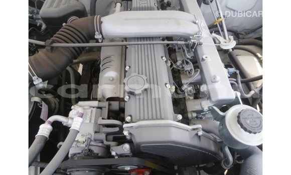 Buy Import Toyota Land Cruiser White Car in Import - Dubai in Region of Bouenza Buy Import Toyota Land Cruiser White Car in Import - Dubai in Region of Bouenza