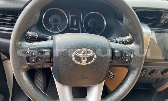 Acheter Occasion Voiture Toyota Fortuner Blanc à Brazzaville, Commune de Brazzaville Acheter Occasion Voiture Toyota Fortuner Blanc à Brazzaville, Commune de Brazzaville