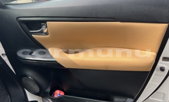 Acheter Occasion Voiture Toyota Fortuner Blanc à Brazzaville, Commune de Brazzaville Acheter Occasion Voiture Toyota Fortuner Blanc à Brazzaville, Commune de Brazzaville