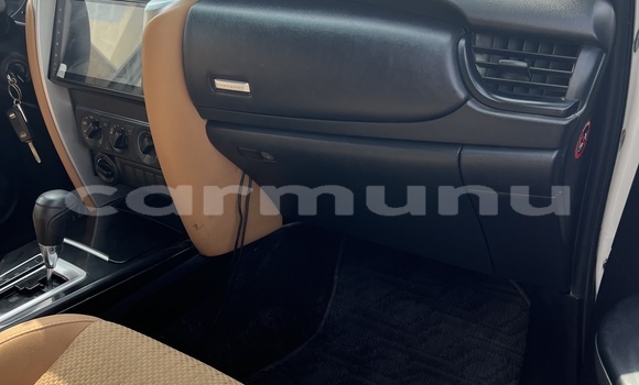 Acheter Occasion Voiture Toyota Fortuner Blanc à Brazzaville, Commune de Brazzaville Acheter Occasion Voiture Toyota Fortuner Blanc à Brazzaville, Commune de Brazzaville