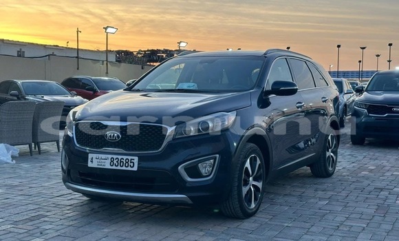 Acheter Occasion Voiture Kia Sorento Blanc à Brazzaville, Commune de Brazzaville Acheter Occasion Voiture Kia Sorento Blanc à Brazzaville, Commune de Brazzaville