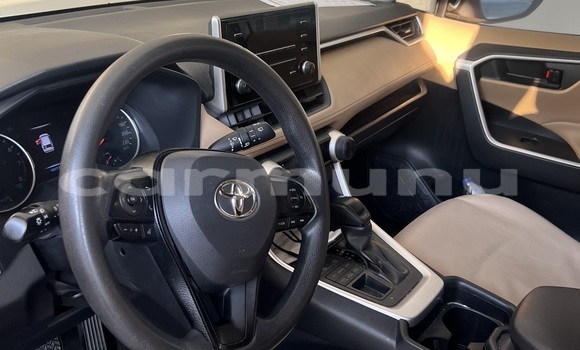 Acheter Occasion Voiture Toyota RAV4 Blanc à Brazzaville, Commune de Brazzaville Acheter Occasion Voiture Toyota RAV4 Blanc à Brazzaville, Commune de Brazzaville