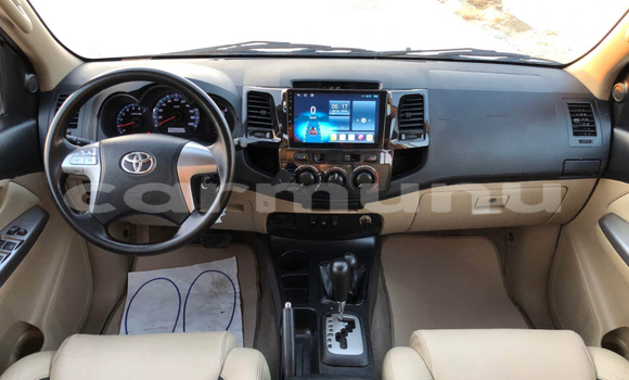 Acheter Occasion Voiture Toyota Fortuner Blanc à Brazzaville, Commune de Brazzaville Acheter Occasion Voiture Toyota Fortuner Blanc à Brazzaville, Commune de Brazzaville