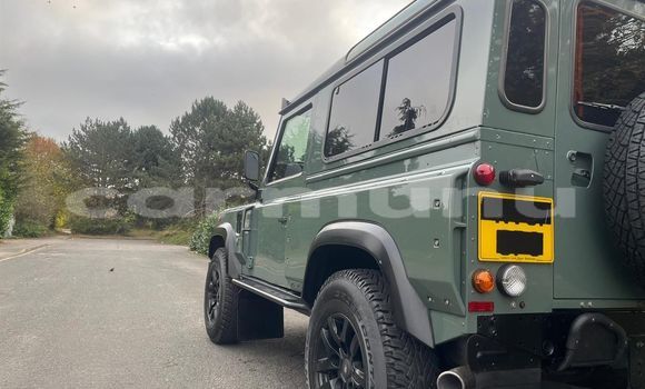 Acheter Occasion Voiture Land Rover Defender Vert à Brazzaville, Commune de Brazzaville Acheter Occasion Voiture Land Rover Defender Vert à Brazzaville, Commune de Brazzaville