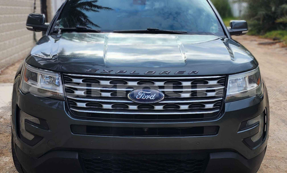 Acheter Occasion Voiture Ford Explorer Bleu à Brazzaville, Commune de Brazzaville Acheter Occasion Voiture Ford Explorer Bleu à Brazzaville, Commune de Brazzaville