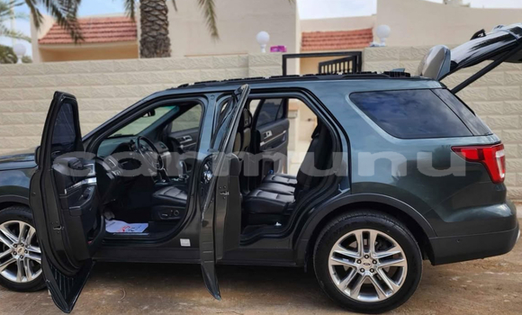 Acheter Occasion Voiture Ford Explorer Bleu à Brazzaville, Commune de Brazzaville Acheter Occasion Voiture Ford Explorer Bleu à Brazzaville, Commune de Brazzaville