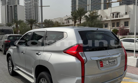 Acheter Occasion Voiture Mitsubishi Montero Gris à Brazzaville, Commune de Brazzaville Acheter Occasion Voiture Mitsubishi Montero Gris à Brazzaville, Commune de Brazzaville
