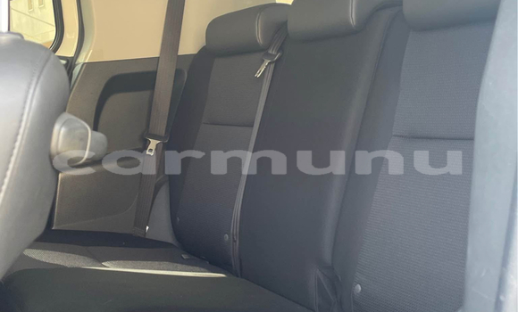 Buy Used Toyota FJ Cruiser Silver Car in Brazzaville in Municipality of Brazzaville Buy Used Toyota FJ Cruiser Silver Car in Brazzaville in Municipality of Brazzaville