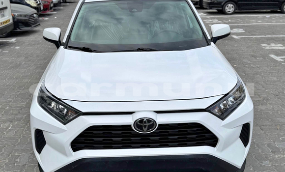 Acheter Occasion Voiture Toyota RAV4 Blanc à Brazzaville, Commune de Brazzaville Acheter Occasion Voiture Toyota RAV4 Blanc à Brazzaville, Commune de Brazzaville