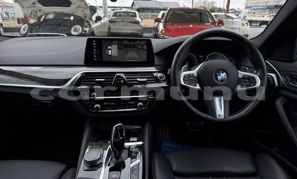 Acheter Occasion Voiture BMW 5–Series Gris à Brazzaville, Commune de Brazzaville Acheter Occasion Voiture BMW 5–Series Gris à Brazzaville, Commune de Brazzaville