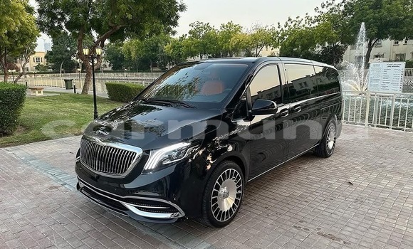 Acheter Occasion Voiture Mercedes Viano Noir à Brazzaville, Commune de Brazzaville Acheter Occasion Voiture Mercedes Viano Noir à Brazzaville, Commune de Brazzaville