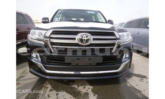 Acheter Import Voiture Toyota Land Cruiser Noir à Import - Dubai, Région de la Bouenza Acheter Import Voiture Toyota Land Cruiser Noir à Import - Dubai, Région de la Bouenza