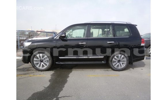 Acheter Import Voiture Toyota Land Cruiser Noir à Import - Dubai, Région de la Bouenza Acheter Import Voiture Toyota Land Cruiser Noir à Import - Dubai, Région de la Bouenza