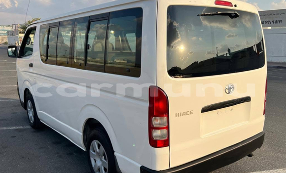 Acheter Occasion Voiture Toyota Hiace Blanc à Pointe–Noire, Région du Kouilou Acheter Occasion Voiture Toyota Hiace Blanc à Pointe–Noire, Région du Kouilou