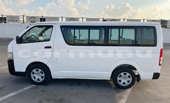 Acheter Occasion Voiture Toyota Hiace Blanc à Pointe–Noire, Région du Kouilou Acheter Occasion Voiture Toyota Hiace Blanc à Pointe–Noire, Région du Kouilou