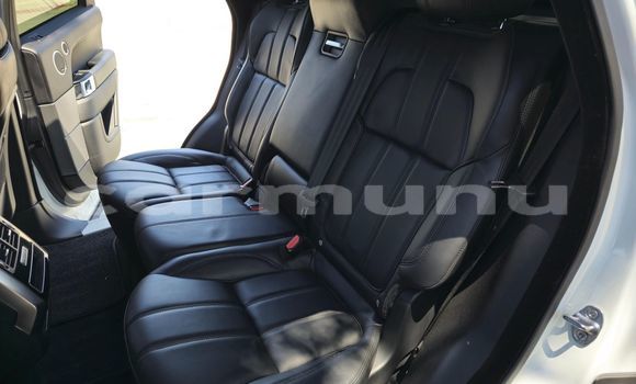 Acheter Occasion Voiture Land Rover Range Rover Sport Blanc à Impfondo, Likouala Acheter Occasion Voiture Land Rover Range Rover Sport Blanc à Impfondo, Likouala