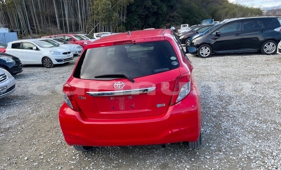 Acheter Occasion Voiture Toyota Vitz Rouge à Brazzaville, Commune de Brazzaville Acheter Occasion Voiture Toyota Vitz Rouge à Brazzaville, Commune de Brazzaville