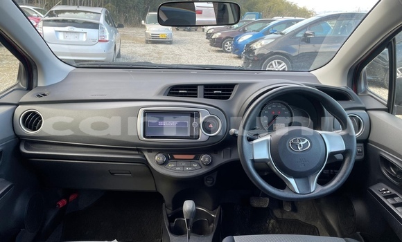 Acheter Occasion Voiture Toyota Vitz Rouge à Brazzaville, Commune de Brazzaville Acheter Occasion Voiture Toyota Vitz Rouge à Brazzaville, Commune de Brazzaville