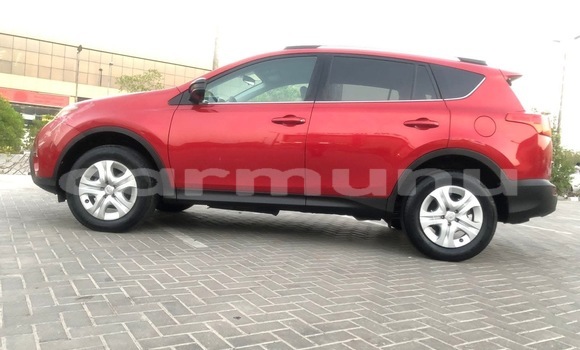 Acheter Occasion Voiture Toyota RAV4 Rouge à Brazzaville, Commune de Brazzaville Acheter Occasion Voiture Toyota RAV4 Rouge à Brazzaville, Commune de Brazzaville