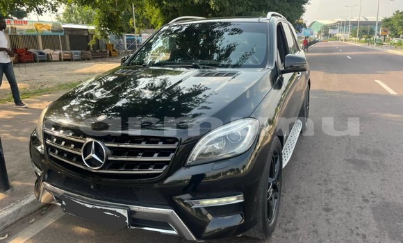 Acheter Occasion Voiture Mercedes Viano Noir à Brazzaville, Commune de Brazzaville Acheter Occasion Voiture Mercedes Viano Noir à Brazzaville, Commune de Brazzaville