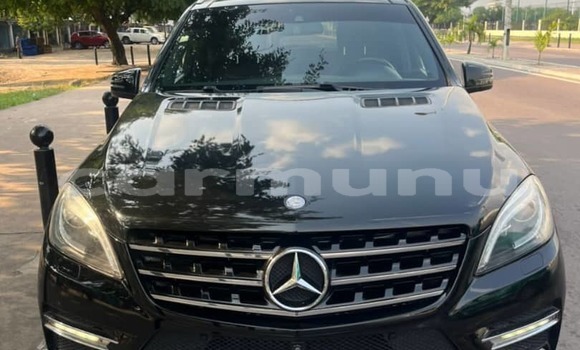 Acheter Occasion Voiture Mercedes Viano Noir à Brazzaville, Commune de Brazzaville Acheter Occasion Voiture Mercedes Viano Noir à Brazzaville, Commune de Brazzaville