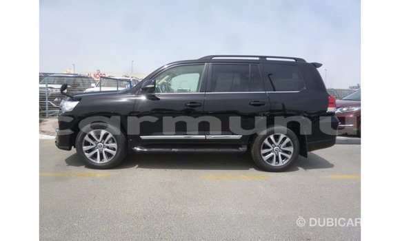Buy Import Toyota Land Cruiser Black Car in Import - Dubai in Region of Bouenza Buy Import Toyota Land Cruiser Black Car in Import - Dubai in Region of Bouenza