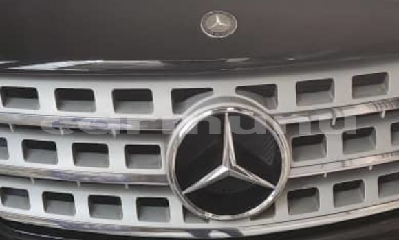 Acheter Occasion Voiture Mercedes Viano Noir à Brazzaville, Commune de Brazzaville Acheter Occasion Voiture Mercedes Viano Noir à Brazzaville, Commune de Brazzaville