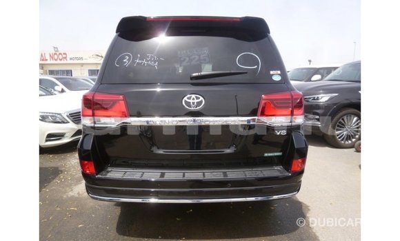 Buy Import Toyota Land Cruiser Black Car in Import - Dubai in Region of Bouenza Buy Import Toyota Land Cruiser Black Car in Import - Dubai in Region of Bouenza