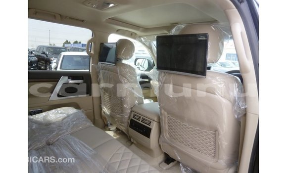 Buy Import Toyota Land Cruiser Black Car in Import - Dubai in Region of Bouenza Buy Import Toyota Land Cruiser Black Car in Import - Dubai in Region of Bouenza