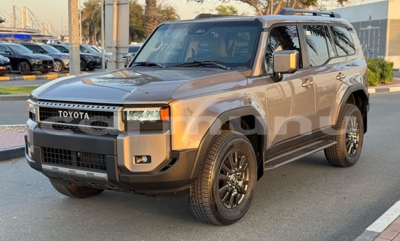 Acheter Occasion Voiture Toyota Prado Gris à Brazzaville, Commune de Brazzaville Acheter Occasion Voiture Toyota Prado Gris à Brazzaville, Commune de Brazzaville