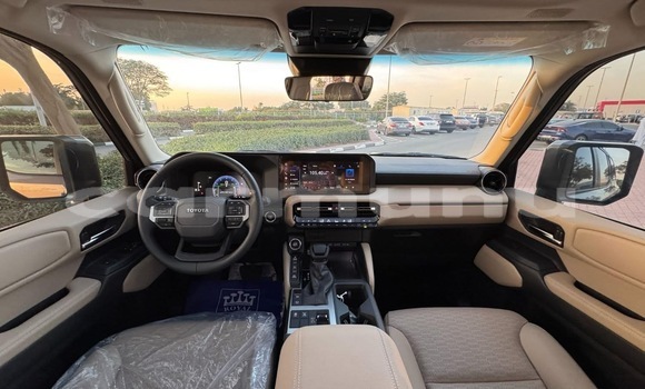 Acheter Occasion Voiture Toyota Prado Gris à Brazzaville, Commune de Brazzaville Acheter Occasion Voiture Toyota Prado Gris à Brazzaville, Commune de Brazzaville