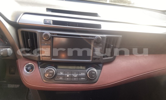 Acheter Occasion Voiture Toyota RAV4 Noir à Brazzaville, Commune de Brazzaville Acheter Occasion Voiture Toyota RAV4 Noir à Brazzaville, Commune de Brazzaville