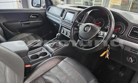 Buy Used Volkswagen Amarok White Car in Brazzaville in Municipality of Brazzaville Buy Used Volkswagen Amarok White Car in Brazzaville in Municipality of Brazzaville