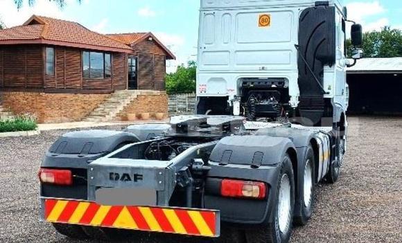 Acheter Occasion Utilitaire DAF CF Blanc à Brazzaville, Commune de Brazzaville Acheter Occasion Utilitaire DAF CF Blanc à Brazzaville, Commune de Brazzaville