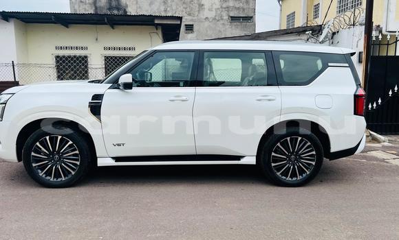 Acheter Neuf Voiture Nissan Patrol Blanc à Brazzaville, Commune de Brazzaville Acheter Neuf Voiture Nissan Patrol Blanc à Brazzaville, Commune de Brazzaville