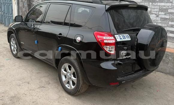 Acheter Occasion Voiture Toyota RAV4 Noir à Brazzaville, Commune de Brazzaville Acheter Occasion Voiture Toyota RAV4 Noir à Brazzaville, Commune de Brazzaville