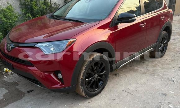 Acheter Neuf Voiture Toyota RAV4 Rouge à Brazzaville, Commune de Brazzaville Acheter Neuf Voiture Toyota RAV4 Rouge à Brazzaville, Commune de Brazzaville