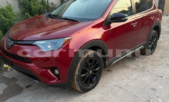 Acheter Neuf Voiture Toyota RAV4 Rouge à Brazzaville, Commune de Brazzaville Acheter Neuf Voiture Toyota RAV4 Rouge à Brazzaville, Commune de Brazzaville