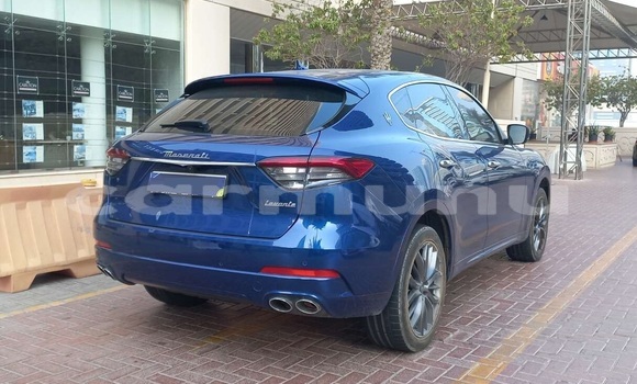 Acheter Occasion Voiture Maserati Levante Bleu à Brazzaville, Commune de Brazzaville Acheter Occasion Voiture Maserati Levante Bleu à Brazzaville, Commune de Brazzaville