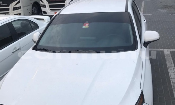 Acheter Occasion Voiture Hyundai Santa Fe Blanc à Pointe–Noire, Région du Kouilou Acheter Occasion Voiture Hyundai Santa Fe Blanc à Pointe–Noire, Région du Kouilou