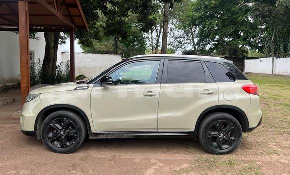 Acheter Occasion Voiture Suzuki Vitara Beige à Brazzaville, Commune de Brazzaville Acheter Occasion Voiture Suzuki Vitara Beige à Brazzaville, Commune de Brazzaville