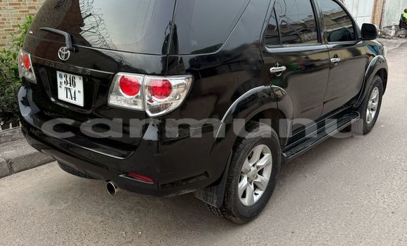 Acheter Occasion Voiture Toyota Fortuner Noir à Brazzaville, Commune de Brazzaville Acheter Occasion Voiture Toyota Fortuner Noir à Brazzaville, Commune de Brazzaville