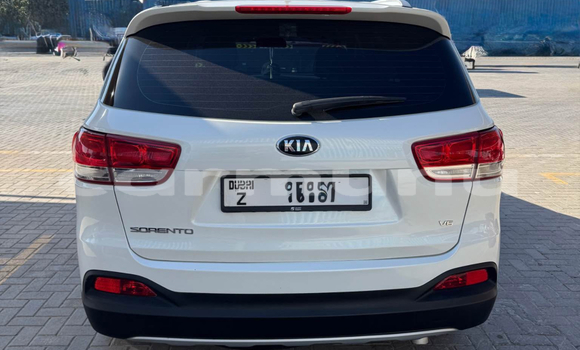 Acheter Occasion Voiture Kia Sorento Blanc à Brazzaville, Commune de Brazzaville Acheter Occasion Voiture Kia Sorento Blanc à Brazzaville, Commune de Brazzaville