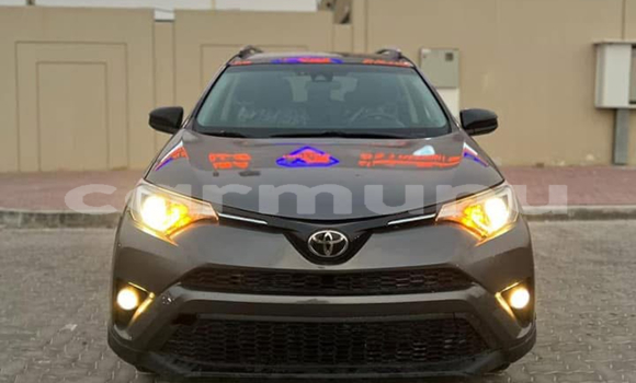 Acheter Occasion Voiture Toyota RAV4 Marron à Brazzaville, Commune de Brazzaville Acheter Occasion Voiture Toyota RAV4 Marron à Brazzaville, Commune de Brazzaville