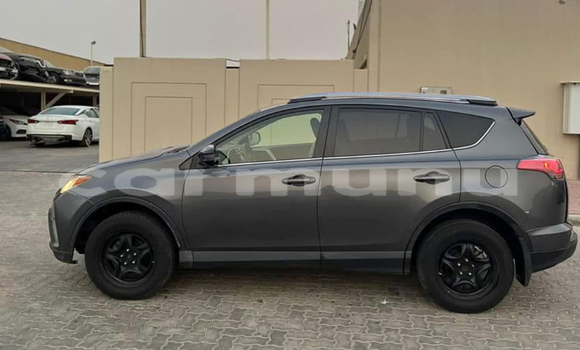 Acheter Occasion Voiture Toyota RAV4 Marron à Brazzaville, Commune de Brazzaville Acheter Occasion Voiture Toyota RAV4 Marron à Brazzaville, Commune de Brazzaville